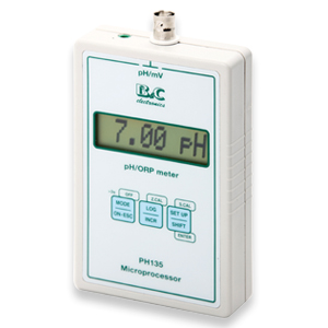 PH 135 pH, ORP and temperature handheld meter